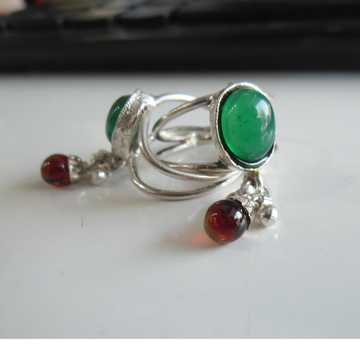 Silver  green  stone fancy toe rings / bichiya  fo... by 