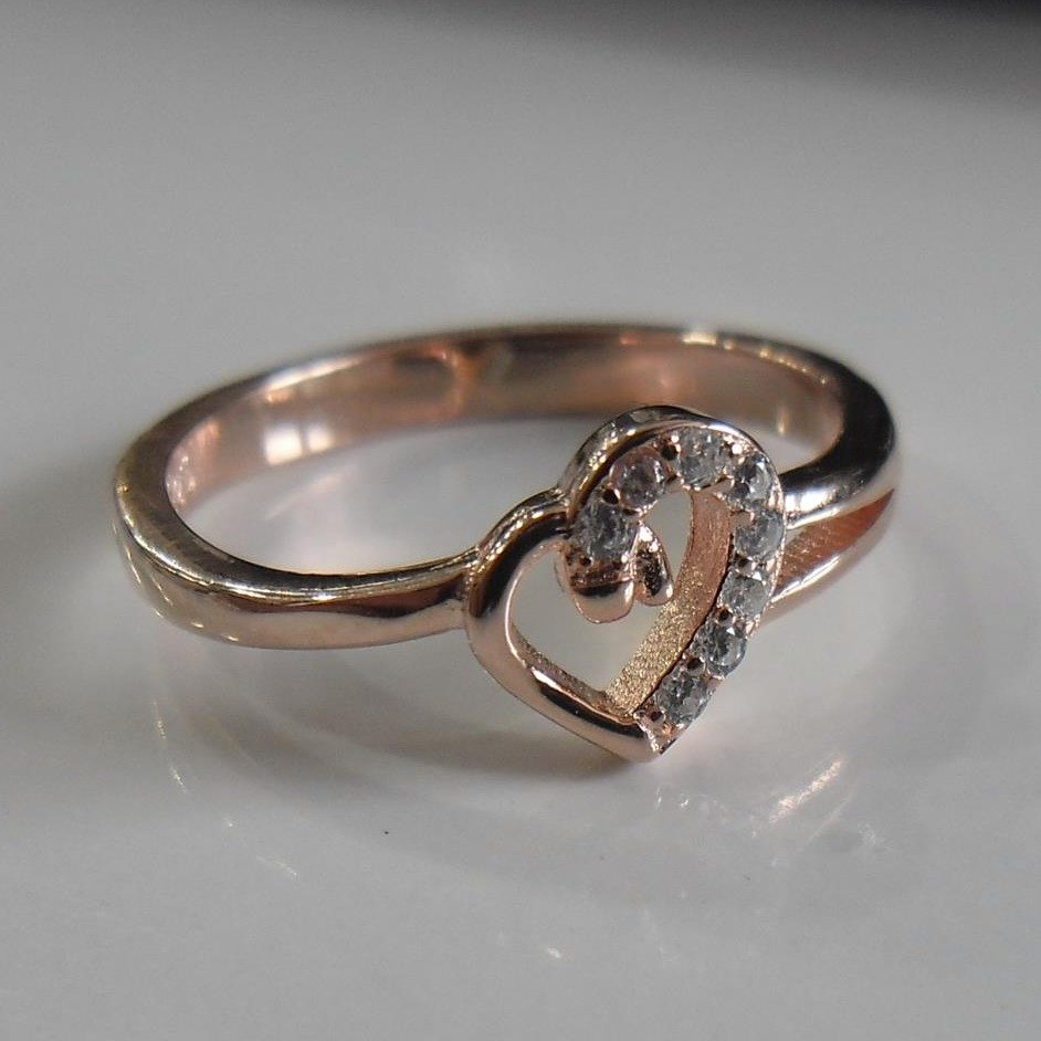 925 sterling silver  rose gold plated  heart shape diamond Ring