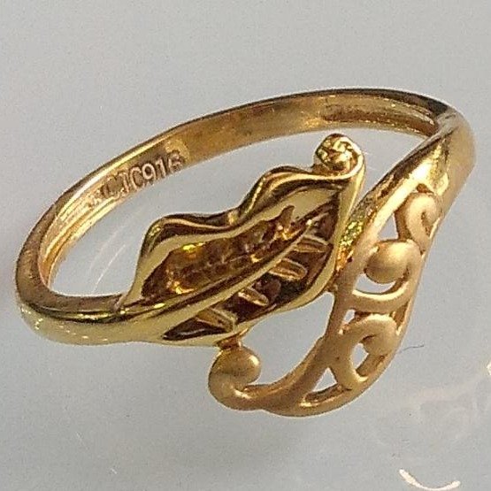 22KT / 916 Gold Plain Flower Patton ring for Ladies LRG0803
