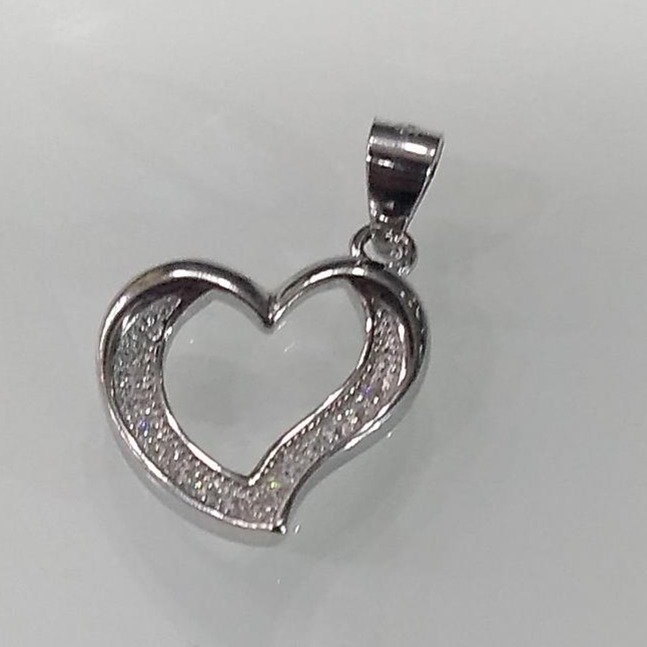 925 sterling silver heart shape diamond pendants