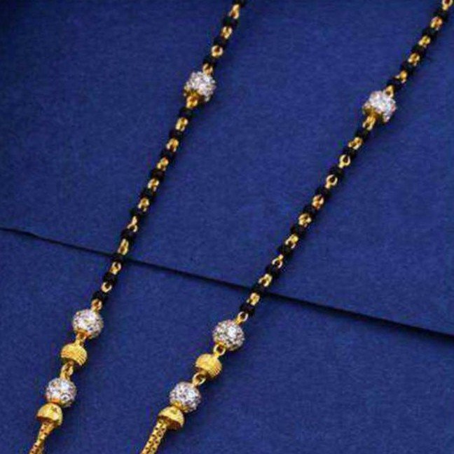22KT/ 916 Gold fancy Double lins Square Pendant mangalsutra for ladies