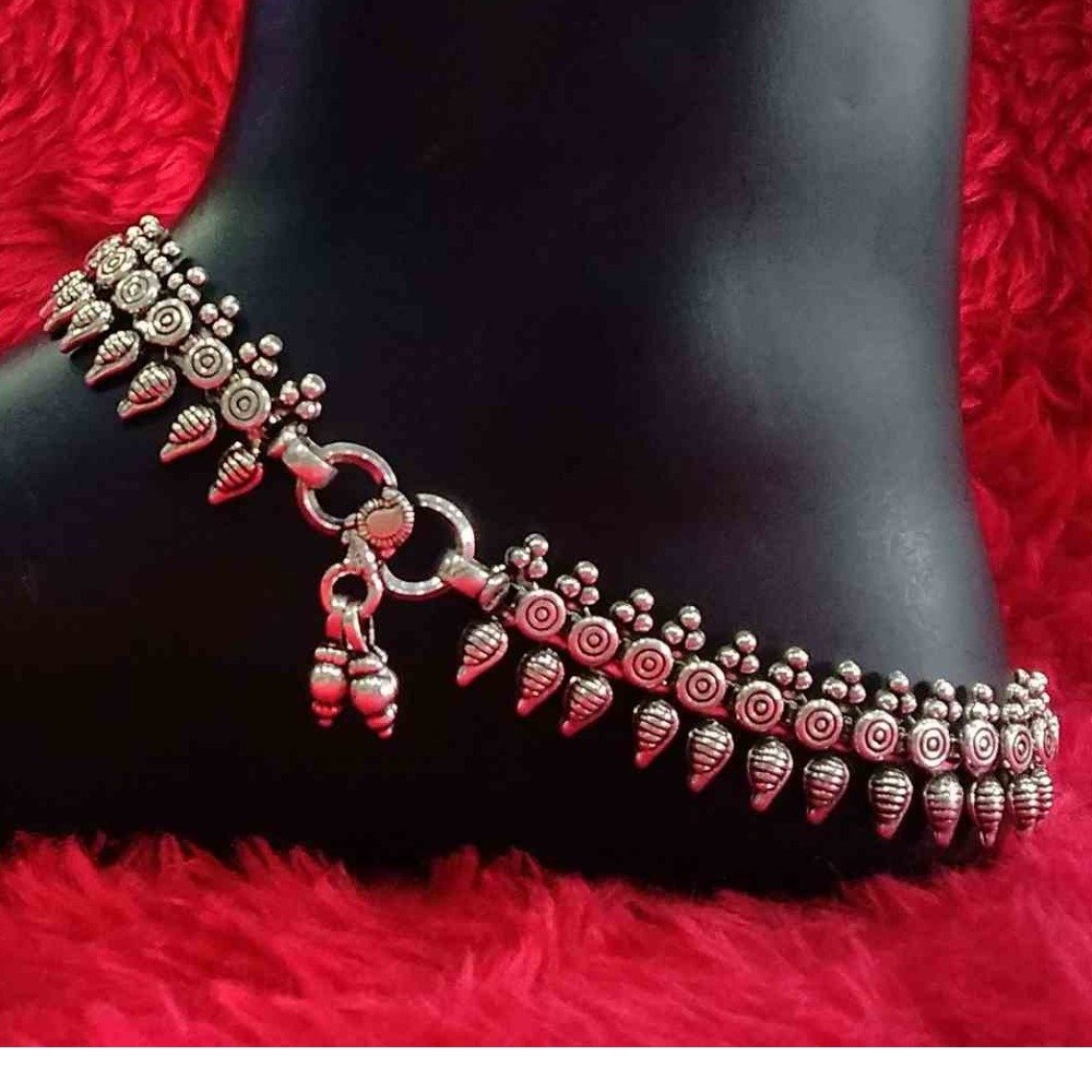925 Sterling Silver Oxidised Designer Payal / Anklets For Ladies