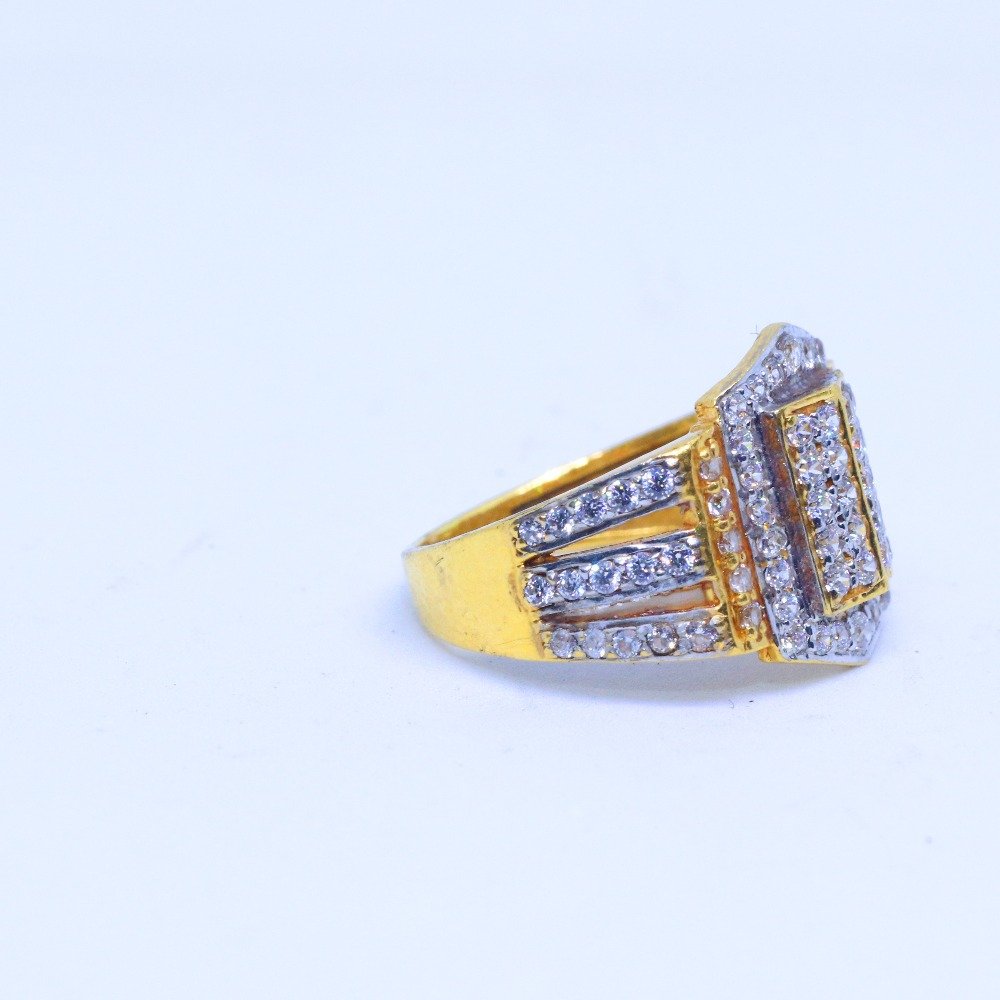 916 / 22ct Yellow Gold Fancy ring for Men GRG0002