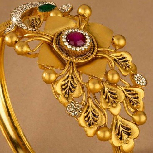 22kt/ 916 gold antique wedding bridle single bracelet for ladies